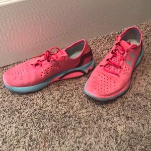 Under Armour Running shoes